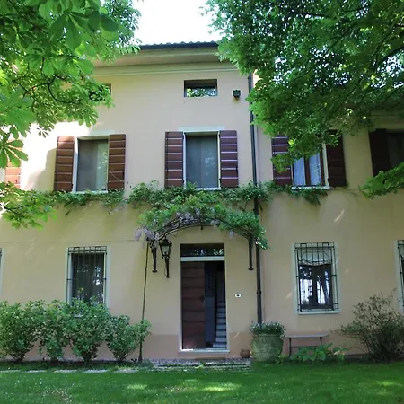 Bed & Breakfast Corte Ginepro Roncoferraro